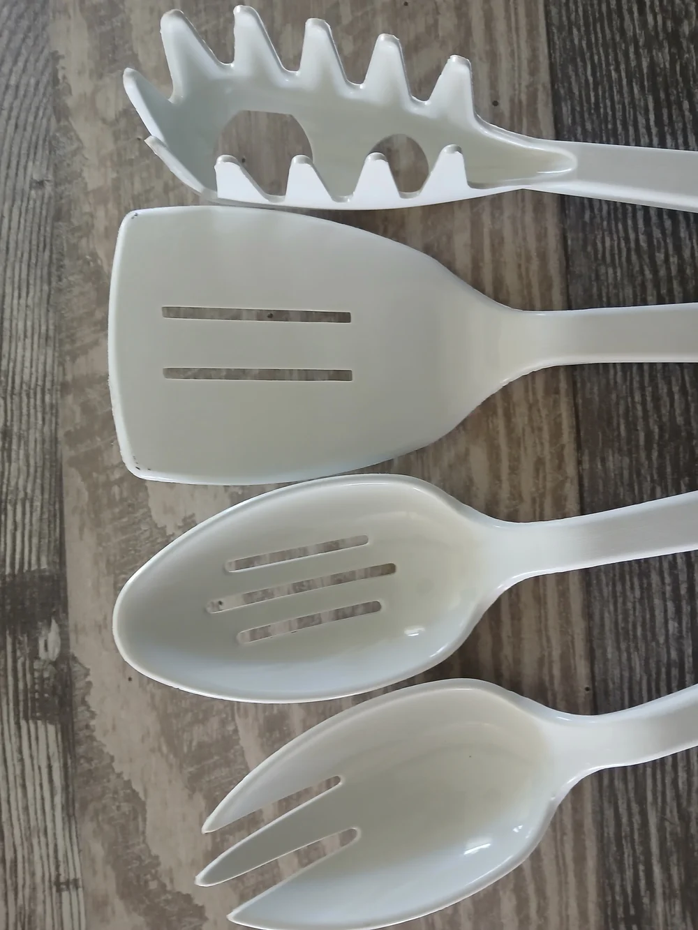 Vintage Tailor Made 4 Piece Plastic Kitchen Utensil Set USA White